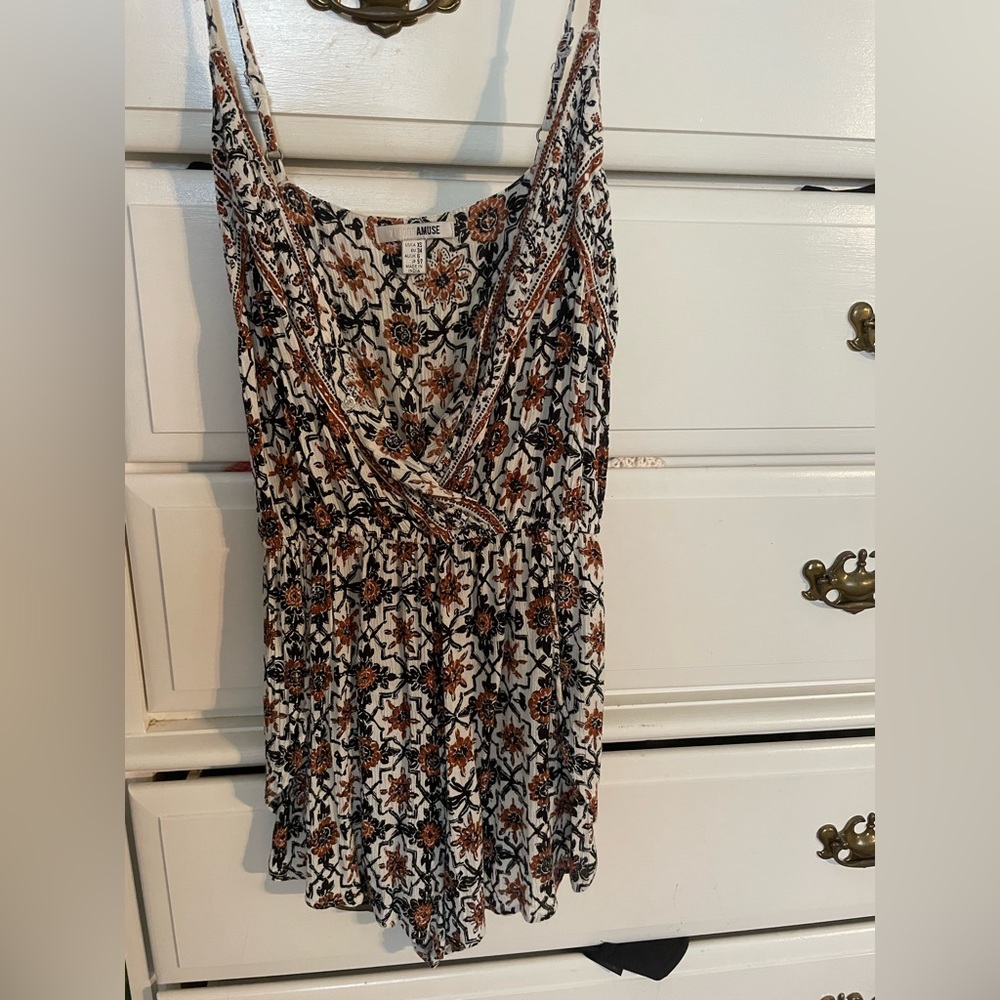 Amuse Society beachy romper hardly worn